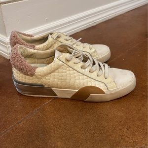 Dolce Vita Sneakers